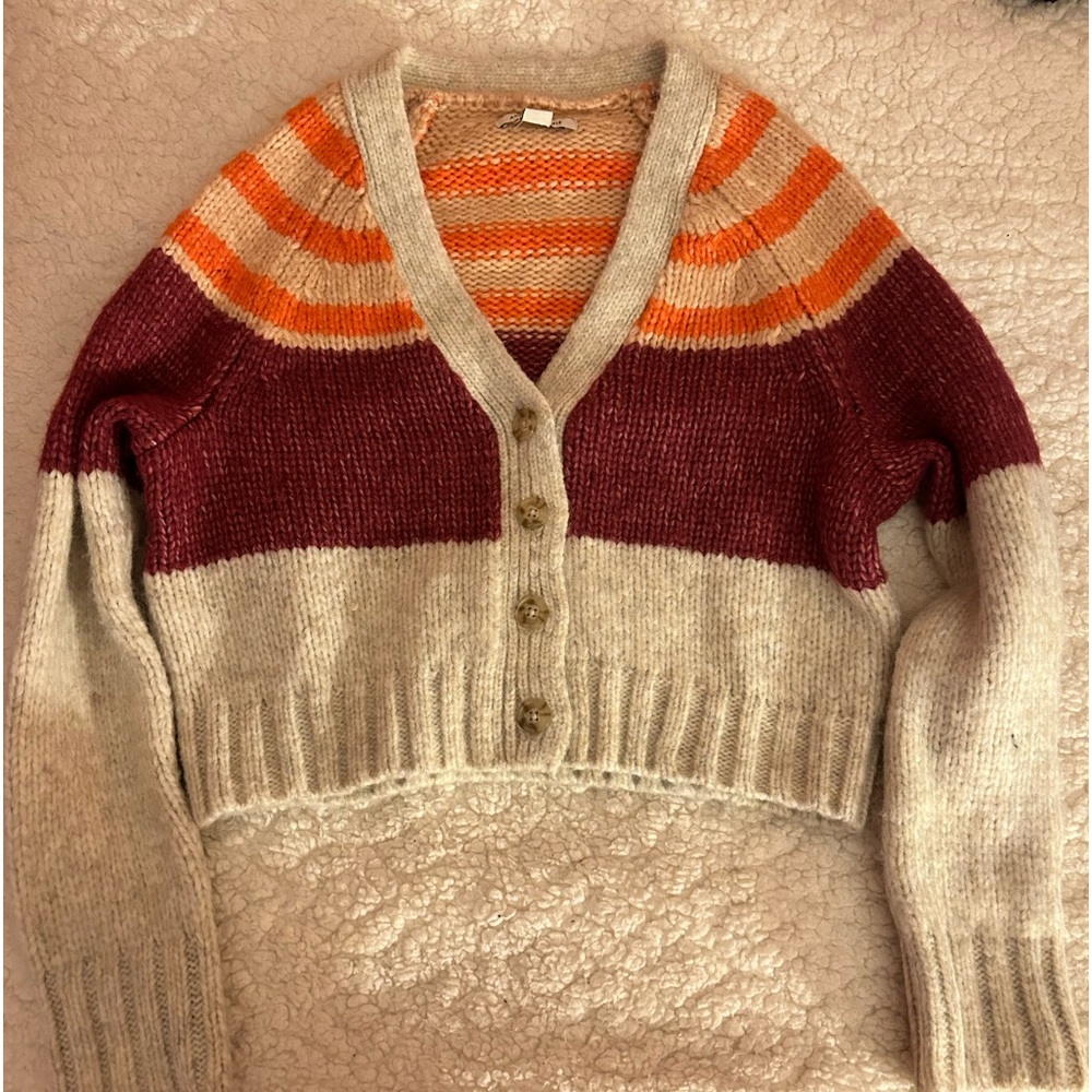 American Eagle Sweater